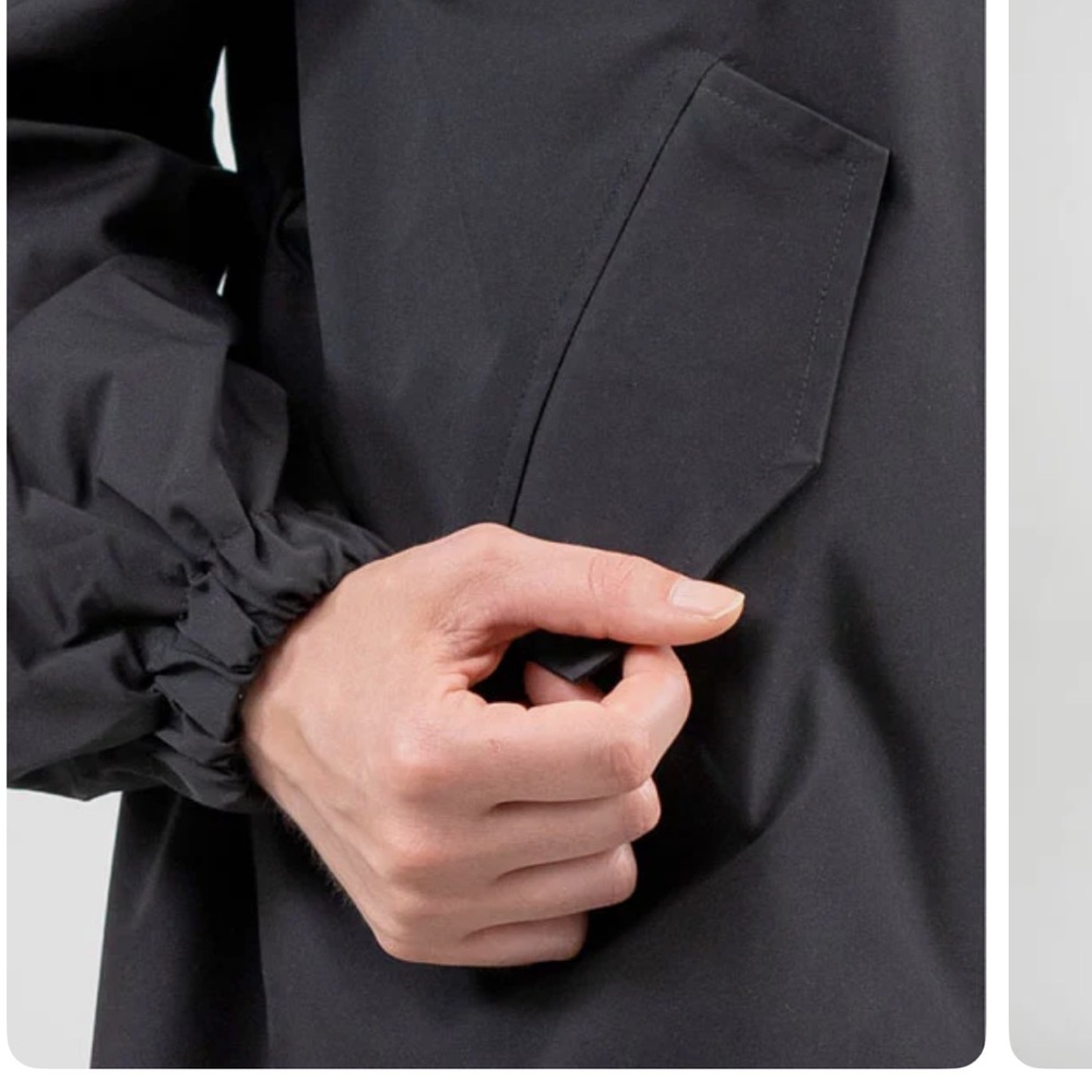 The W Jacket - Picture 5 of 11